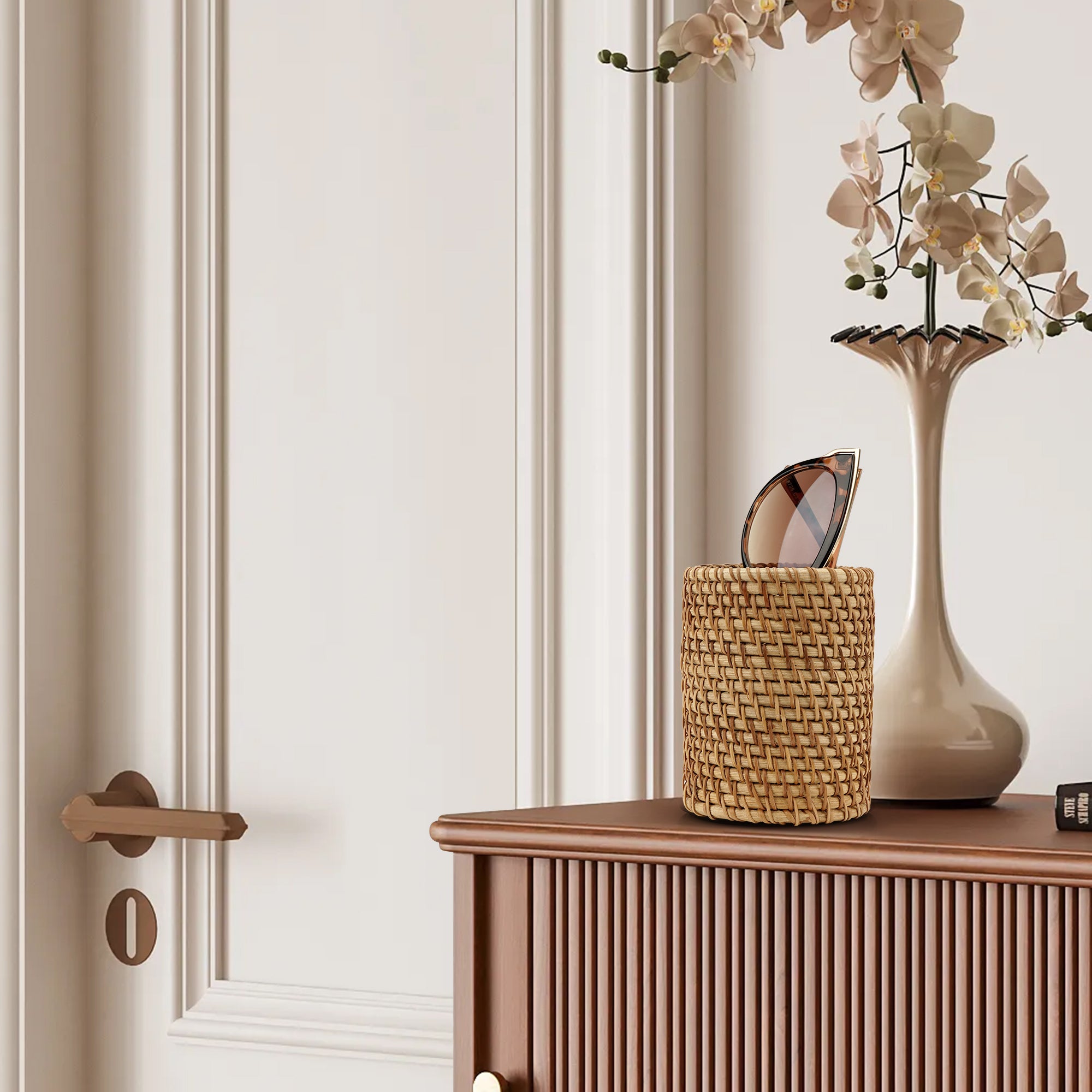 Sunglasses Desk Holder Stand Compatible with Extra Large Glasses, Rattan Weave Eyeglasses Display Storage Organizer with Plush Lined