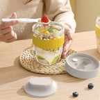 Linkidea Overnight Oats Containers with Lids, 19.2 oz Airtight Plastic Yogurt Cups with Spoons and Lids, Portable Overnight Oats Container for Milk, Cereal, Fruit, Yogurt, Fits Work/Picnic (White)