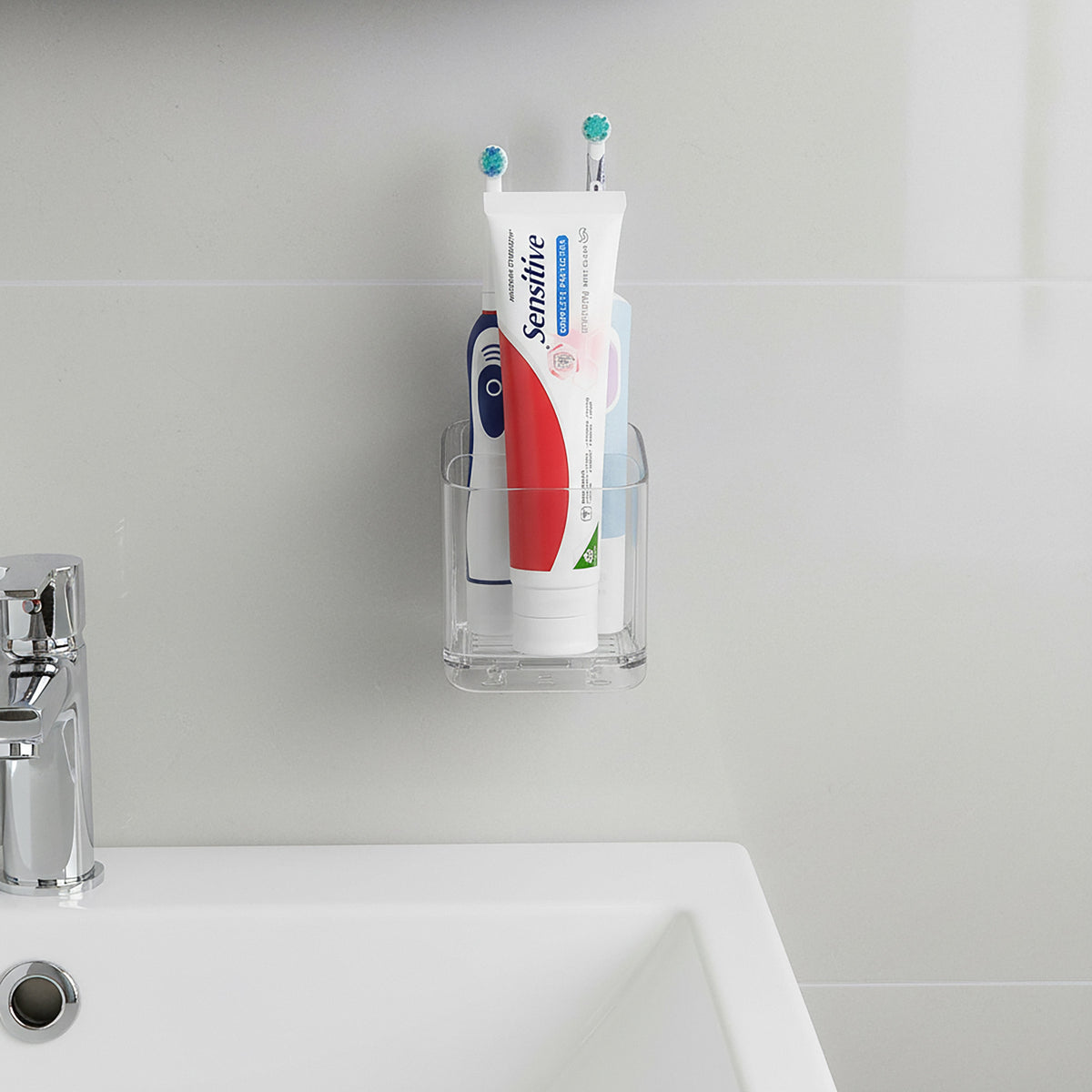 Linkidea Electric Tooth Brush Holder for Bathroom, Plastic Organizer for Toothpaste, 3 Slots Wallmount Stand Compatible with Oral-B iO Series, Philips Sonicare ProtectiveClean (Clear)