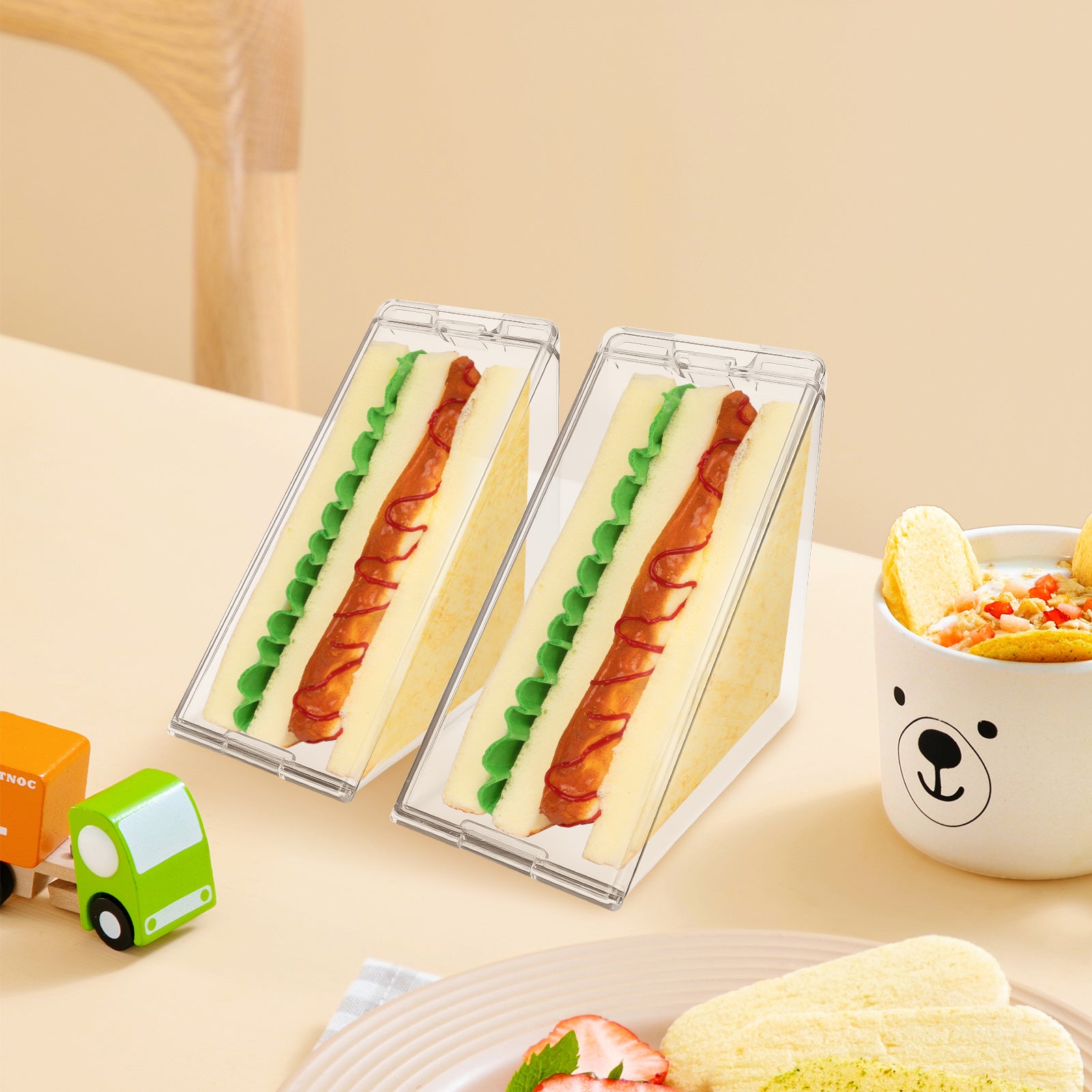 Linkidea 2 Pcs Triangular Sandwich Containers with Cover, Charcuterie Boxes with Clear Lids for Sandwich Storage, Portable Sandwiches Storage Box Fits Picnic, Travel, Work
