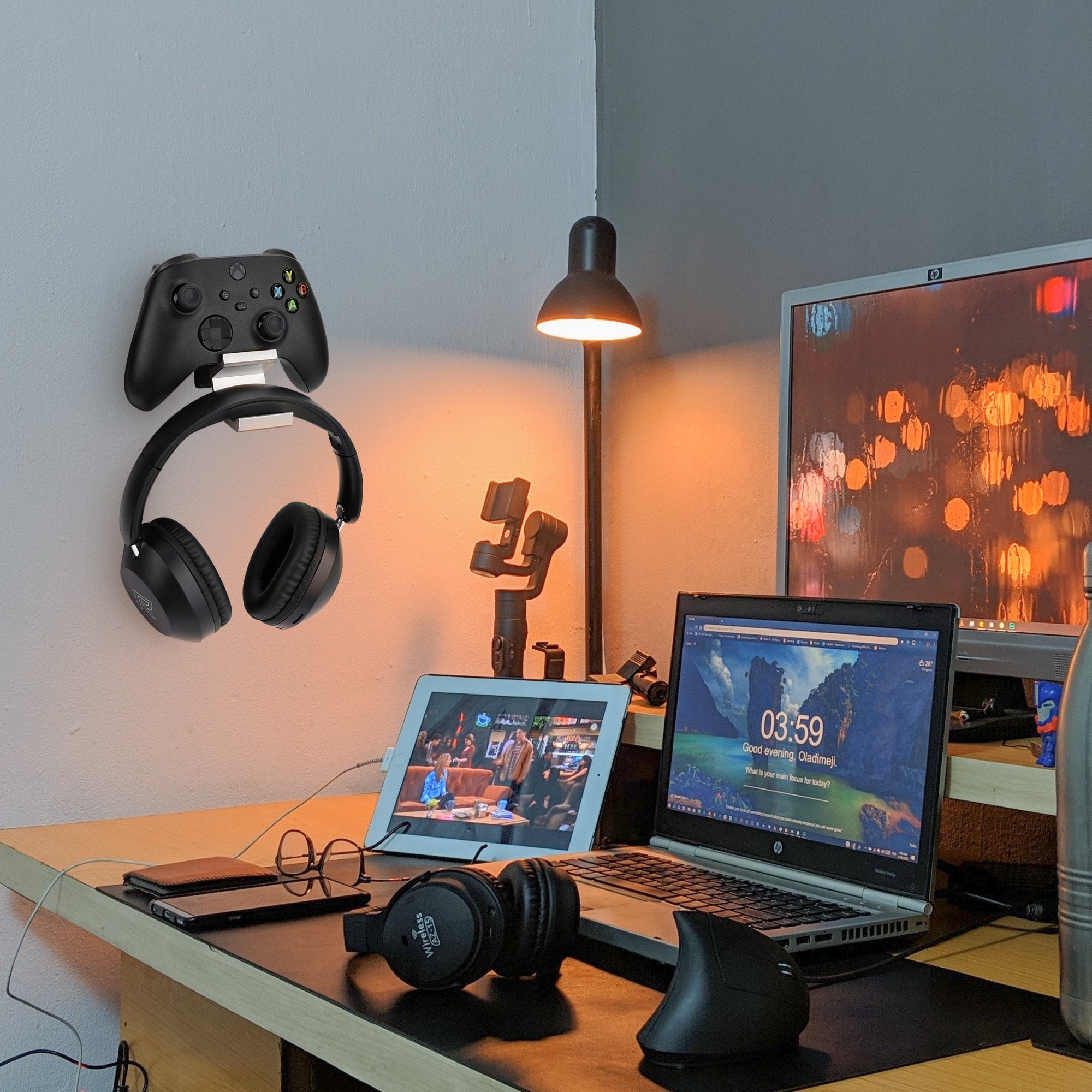 Linkidea Gaming Headset & Controller Wall Mount Holder, Dual Gamepad and Headphone Hanger Stand for PS5/PS4/Xbox One/360/PC, Space-Saving Gaming Accessories Organizer