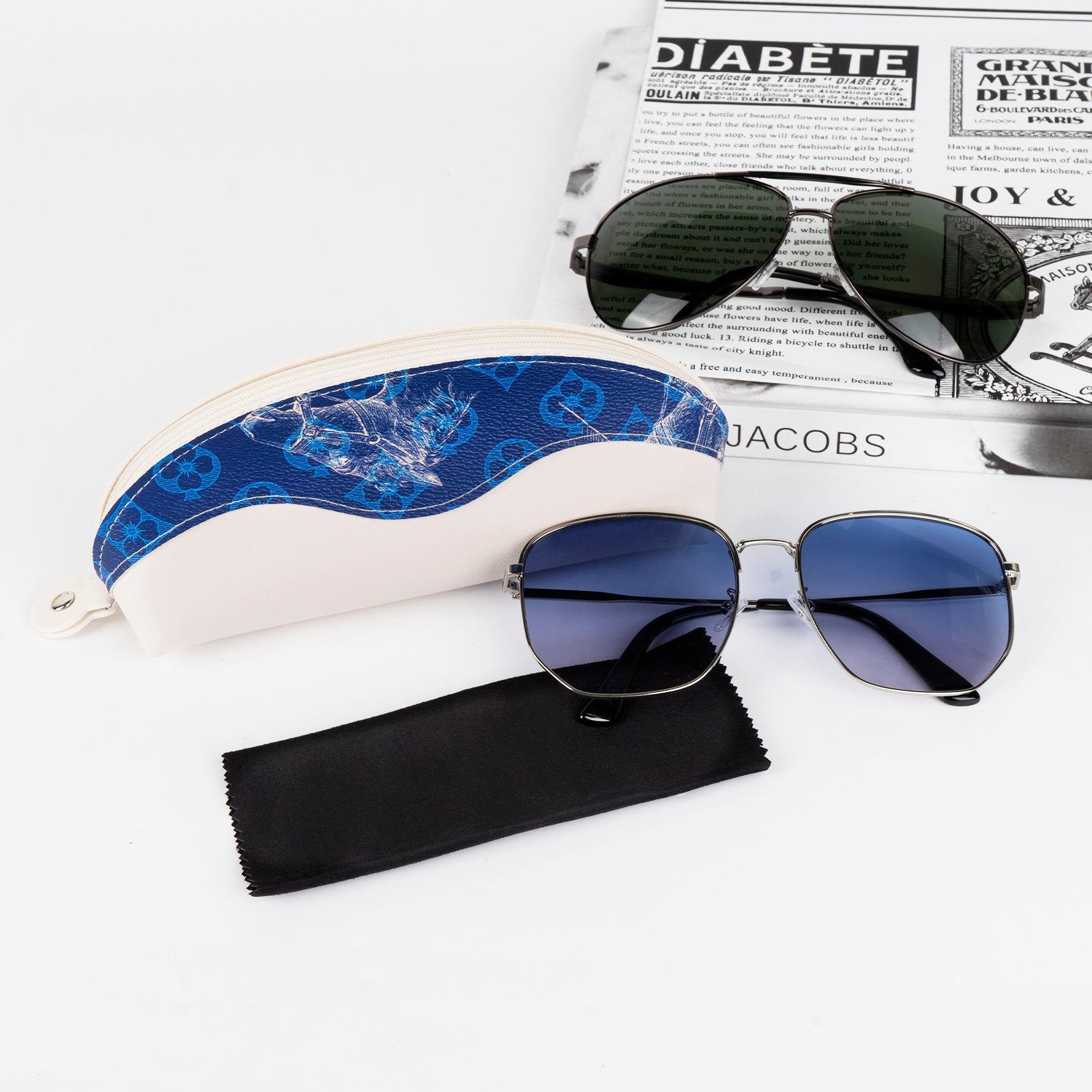 Extra Large Sunglasses Pouch Case, Vegan Leather Sun Glasses Organizer Soft Bag Compatible with DIOR Missdior B1U EverDior A1U Gucci GG0595S GG0875S GG0351S Versace VE4395 VE2230B (XXL)