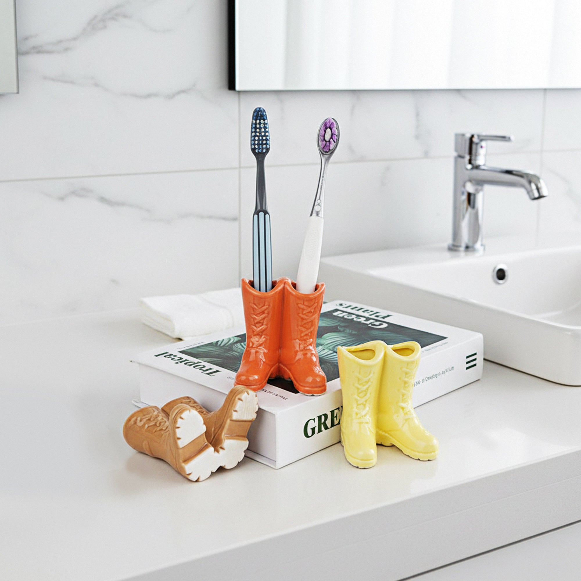 Linkidea Countertop Toothbrush Holder for Bathroom, Unique Ceramic Single Slot Vanity Stand, Compatible with Oral-B CrossAction, Colgate Renewal Manual Toothbrush (Brown)