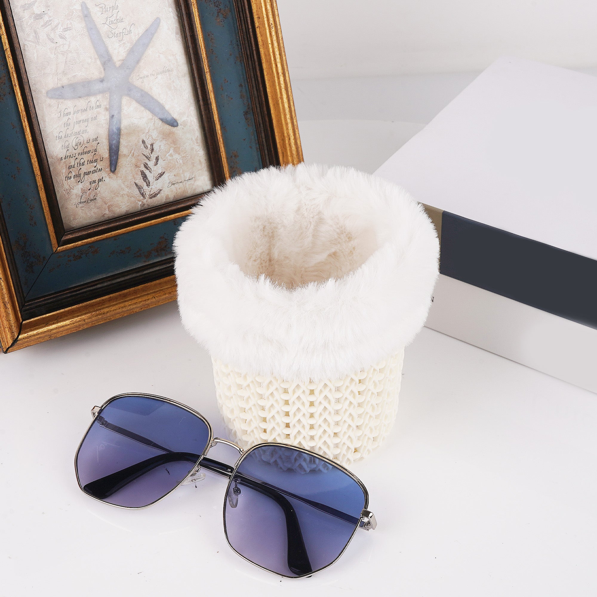 Extra Large Sunglasses Desk Holder Stand, Plastic Eyewear Desk Display with Plush Lining Compatible with TOM FORD FT0783/FT0965 Miu Miu MU 50WS/MU 51YS Gucci GG1087S/GG0351S