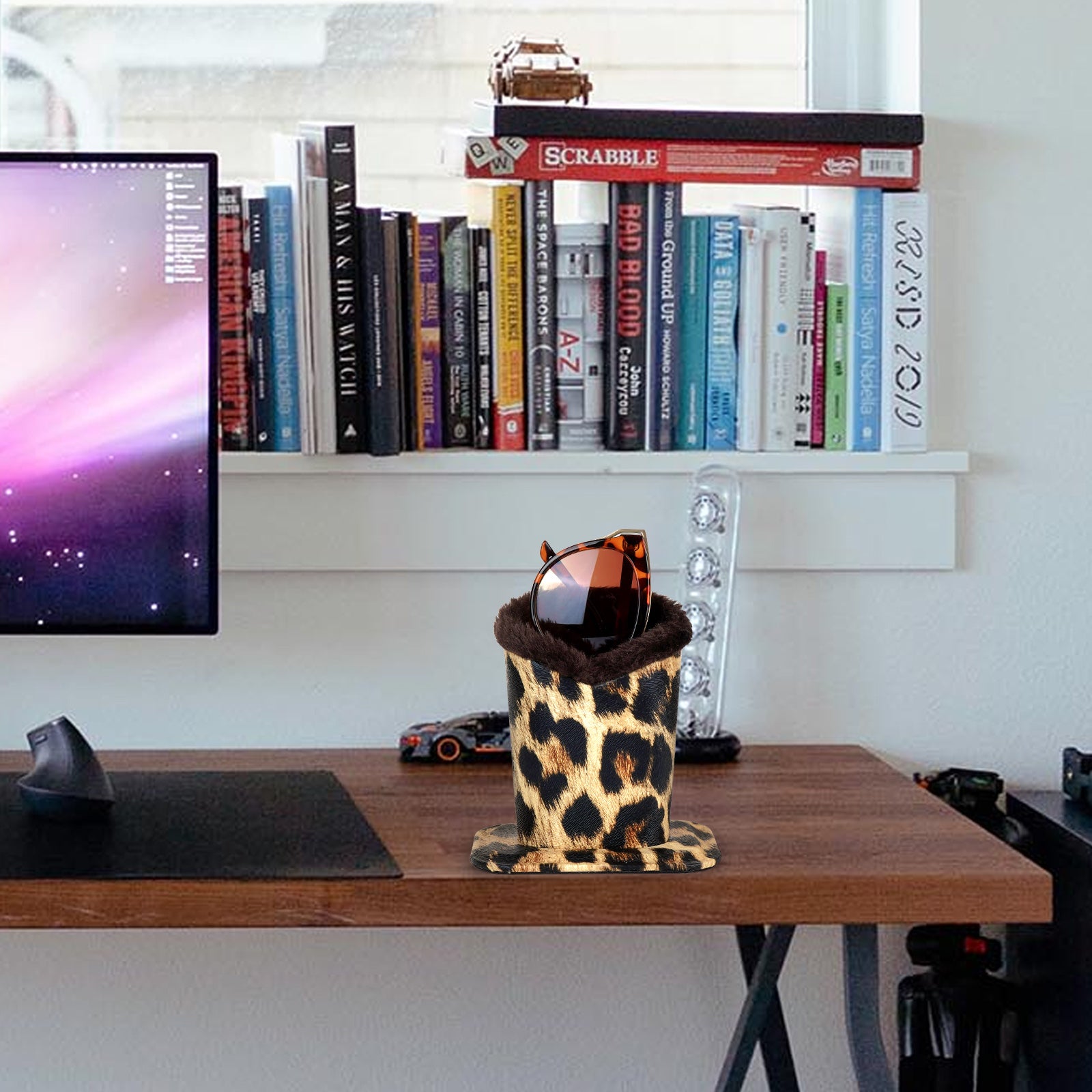 Sunglasses Desk Holder Stand, 2 Pack Plush Lined Oversized Eyewear Display Storage Compatible with Gucci GG0876S GG0875S VERSACE VE4395 VE2230B (Leopard)