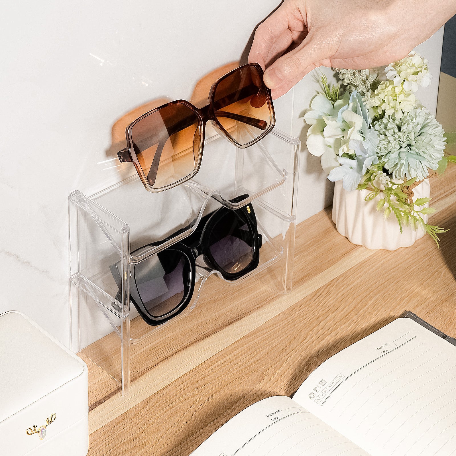 Sunglasses Desk Holder Stand for Extra Large Sunglasses, 2 Pack Acrylic Oversized Glasses Holder Sunglass Display Stand Compatible with Gucci GG0876S GG0875S GG1020S