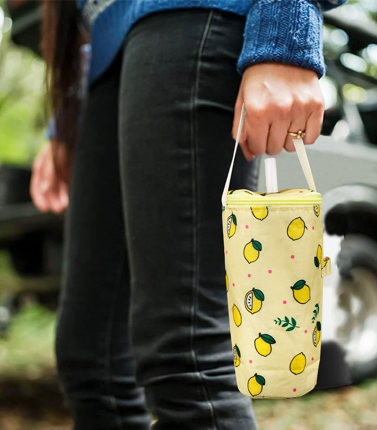 Linkidea Iced Coffee Cup Carrier Holder Compatible with Starbucks Venti and Trenta, Dunkin'Donuts, Oxford Cloth Drink Cooler Warmer Bag for 22oz - 32oz Coffee Beverage Drinks Cup, Yellow
