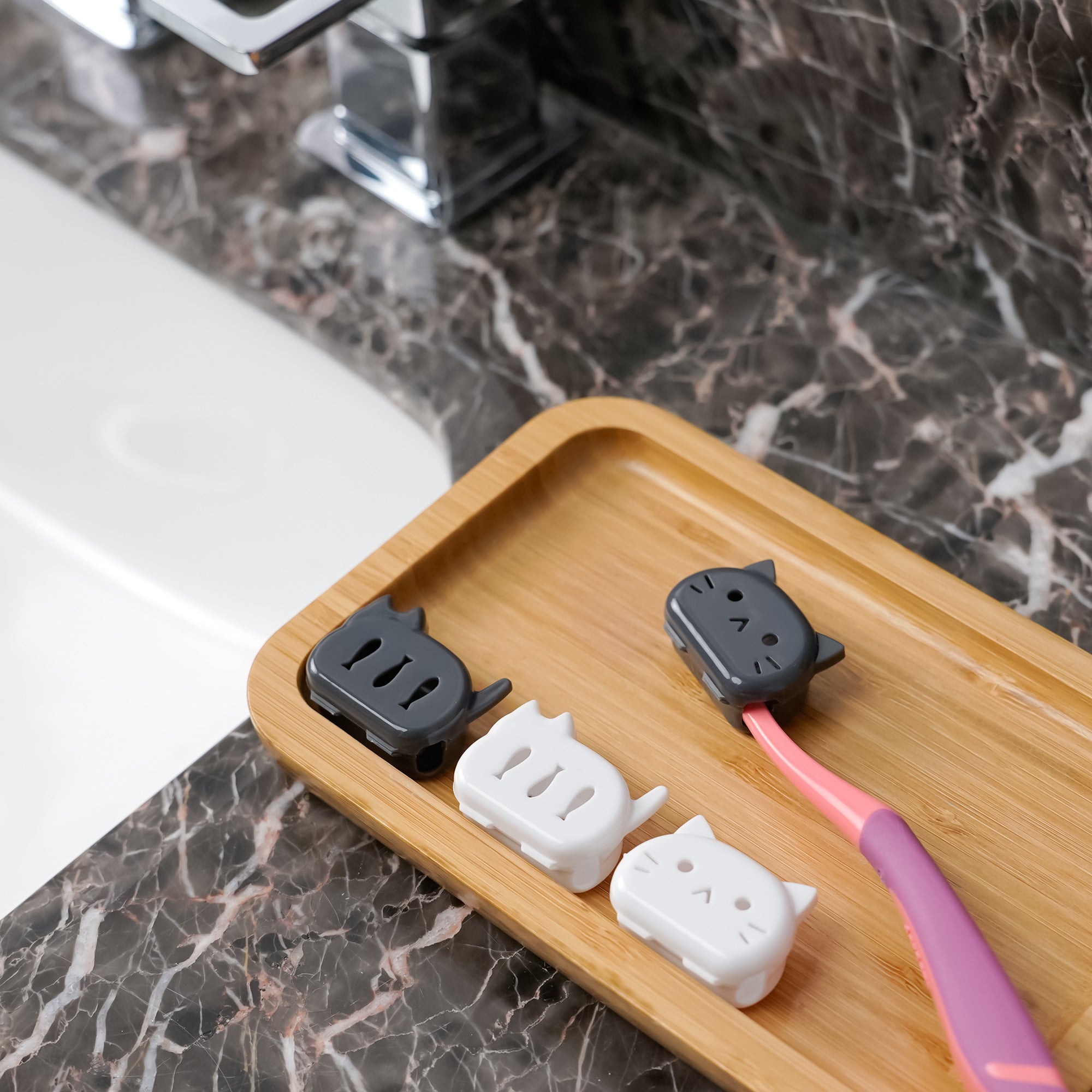 Linkidea 4 Pack Portable Toothbrush Head Cover Cap, Travel Protector Case for Kids Toothbrush, Compatible with Colgate, GUM, Brush Buddies (Black+White)