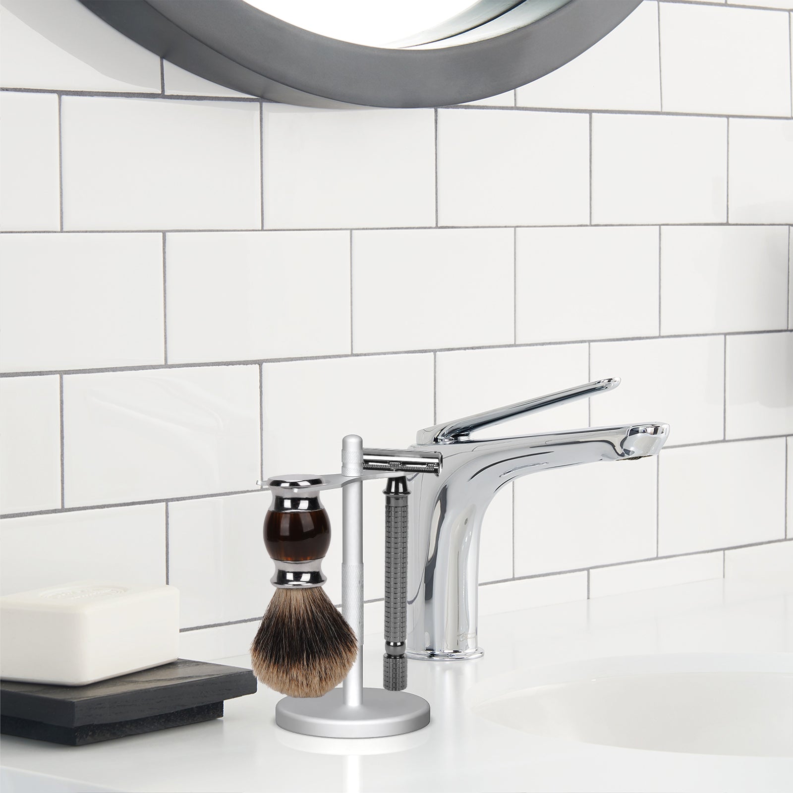 Linkidea Quick Drying Safety Razor Stand, Bathroom Organizer Compatible with Vikings Blade Chieftain, Merkur 34C / 38C & More, Shaving Accessories (Silver)