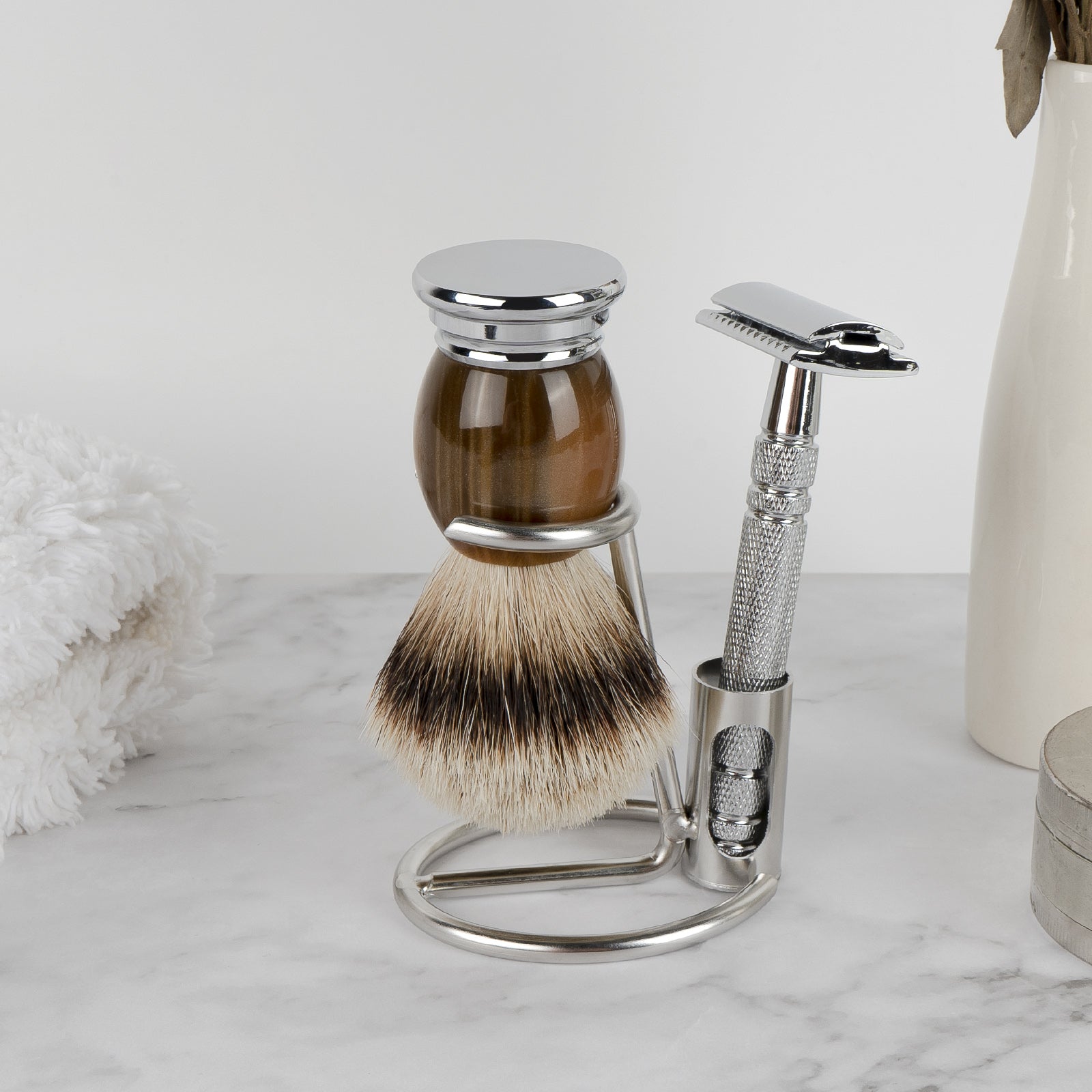 Linkidea Razor and Brush Stand, Stainless Steel Shaving Rack for Men's Grooming, Bathroom Accessories Compatible with Merkur 34HD, Vikings Blade (Silver)