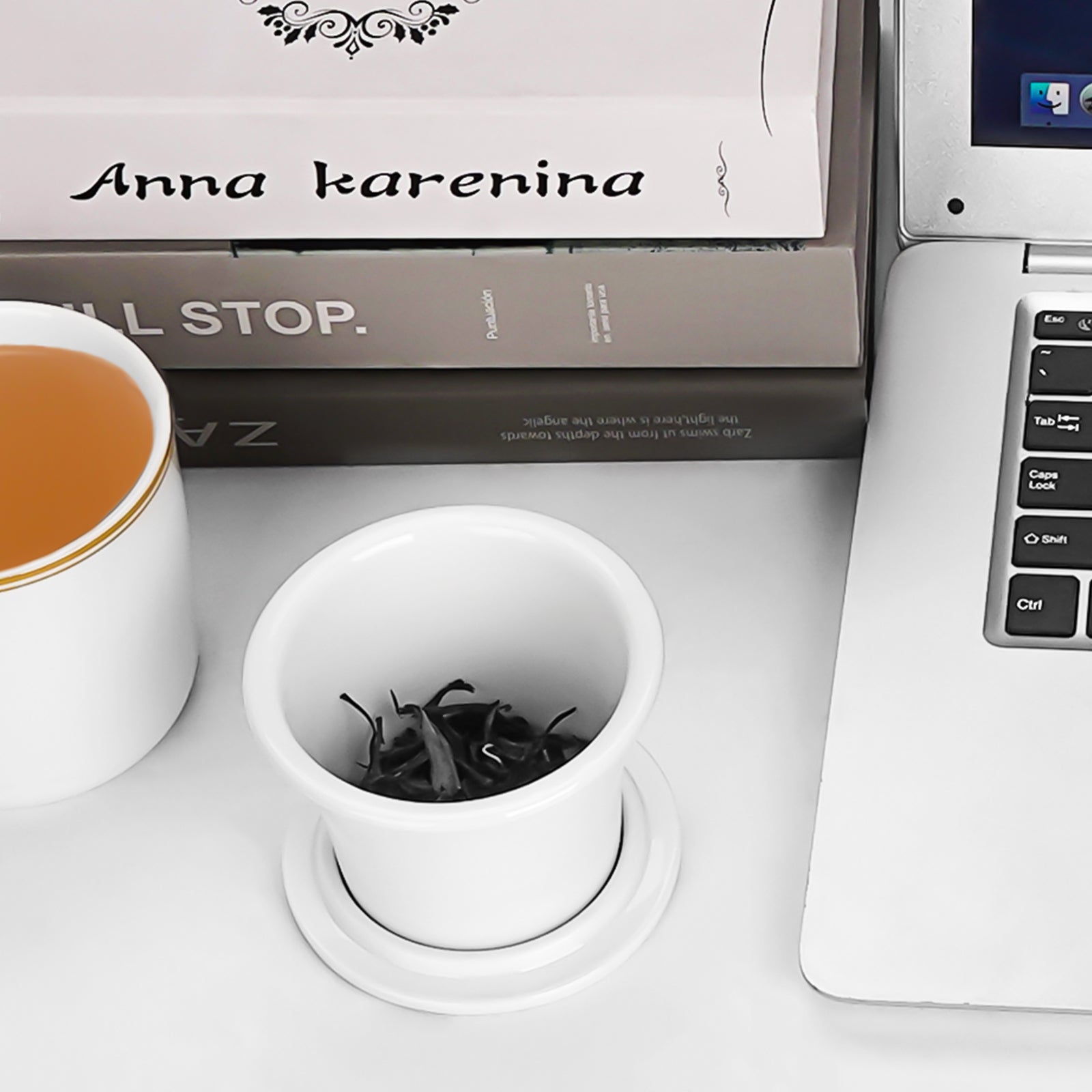 Linkidea Ceramic Tea Infuser with Lid, Tea Strainer Filter for Loose Leaf Tea, Compatible with Most Cup Mouth Diameter 3.15" - 3.5" Round Coffee Mugs, Dishwasher Safe