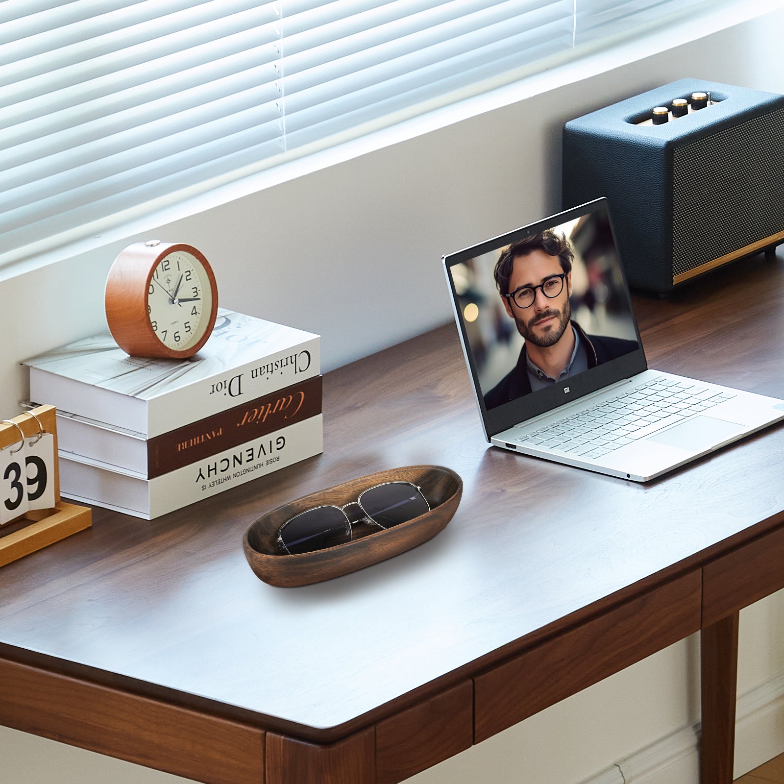 Sunglasses Desk Holder Stand, Wood Craft Oversized Eyewear Display Storage Compatible with Rayban RB4401D/RBS0101S/RB4098/RB3825/RB2448NM/RB8360M/RB8324M