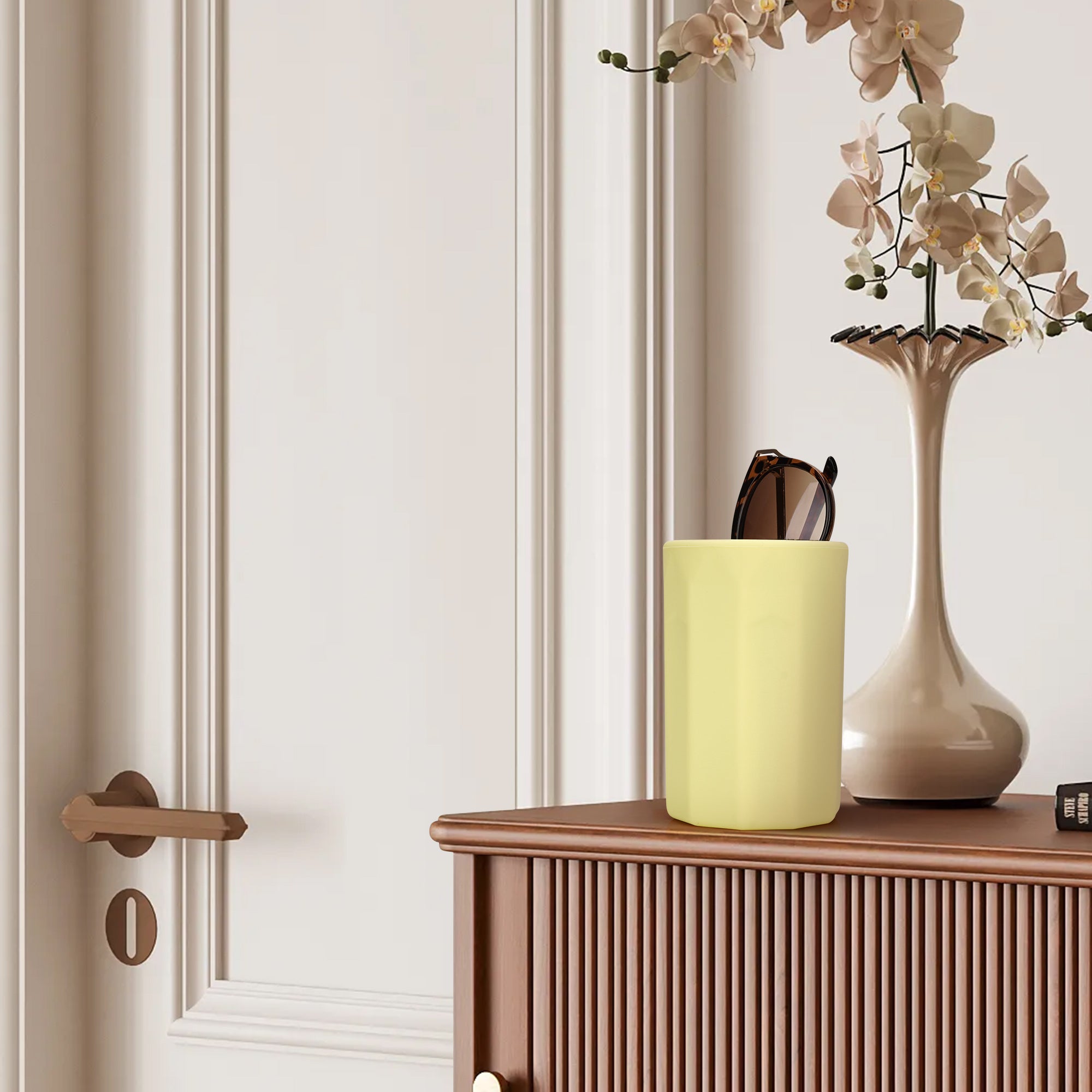 Sunglasses Desk Holder Stand Compatible with Extra Large Glasses, Yellow Silicone Eyeglasses Display Storage Organizer with Plush Lined