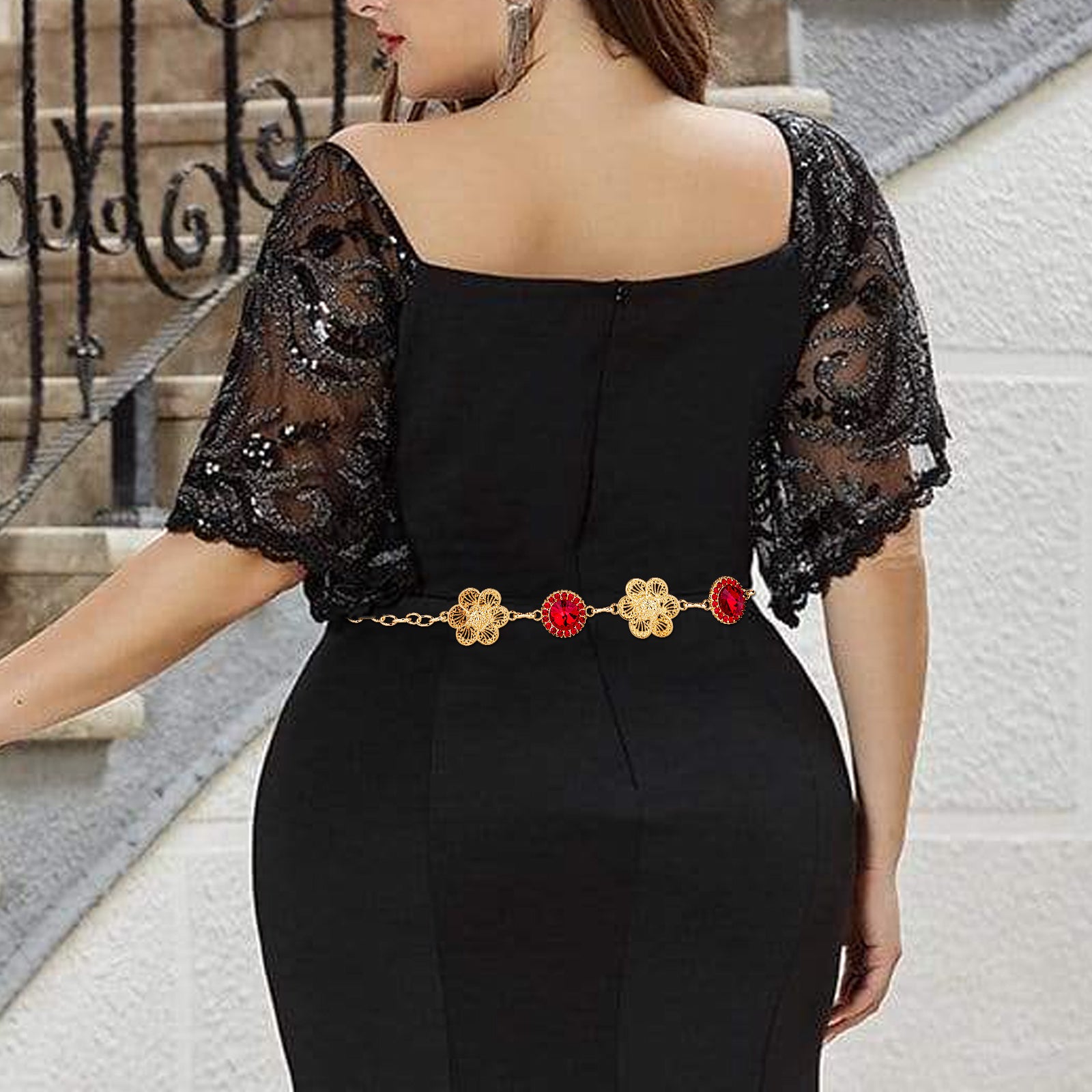 Plus Size Chain Belt for Women, Gold and Red Waist Belt, 59 Inch Extra Large Adjustable Chunky Fashion Body Chain for Dresses, Party, Casual Wear, Jewelry Accessory