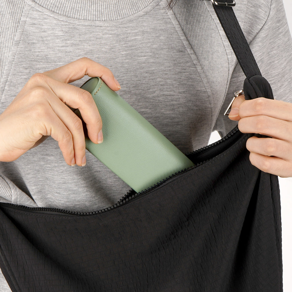 Extra Large Hard Shell Sunglasses Case, Green Vegan Leather Sun Glasses Storage Bag Pouch Organizer Compatible with Persol PO3357S PO3235S PO3366S RayBan RB3647N RB2197