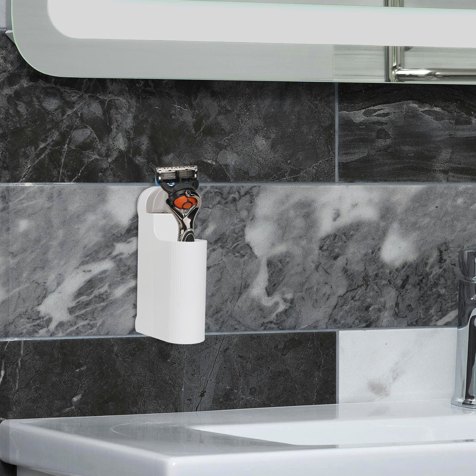 Linkidea 2 Pack Plastic Wall Mount Razor Holder, Compatible with Gillette Fusion 5, Harry's 5 Blade, Dorco Pace 6 Pro, Bathroom Shaving Accessories Organizer (White)